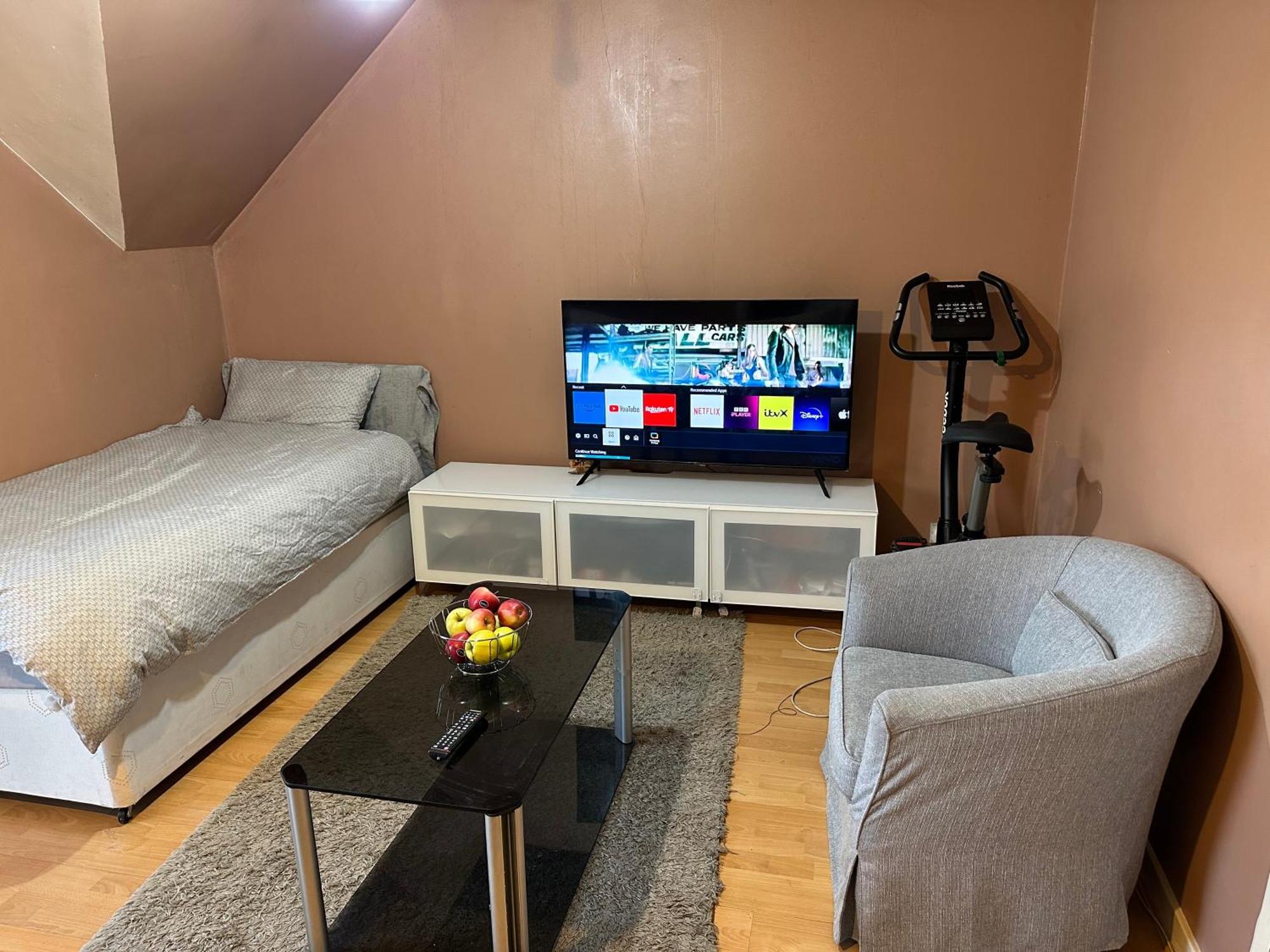 Wembley Serviced Apartment, 20Mins From Central Лондон Экстерьер фото