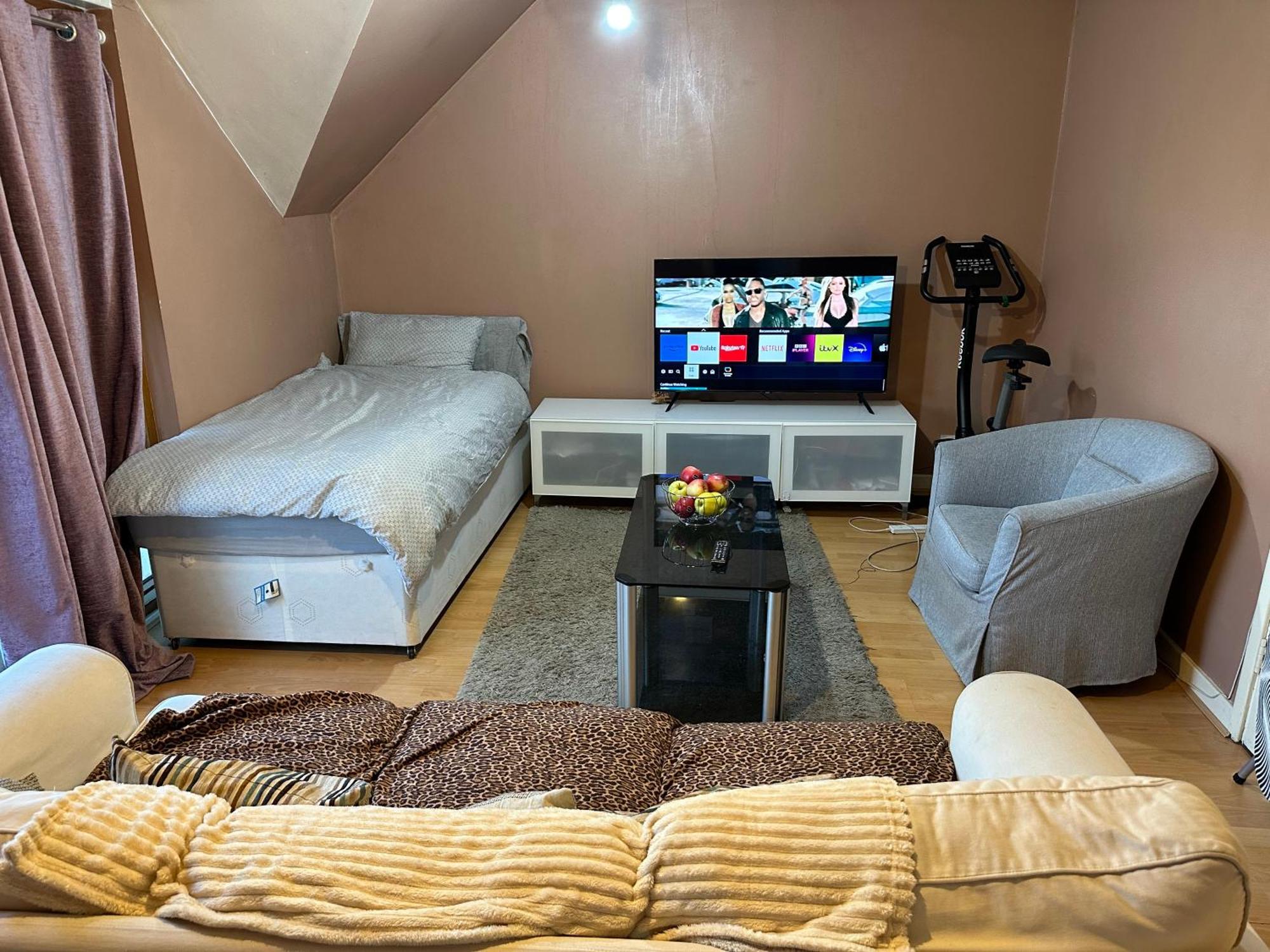 Wembley Serviced Apartment, 20Mins From Central Лондон Экстерьер фото